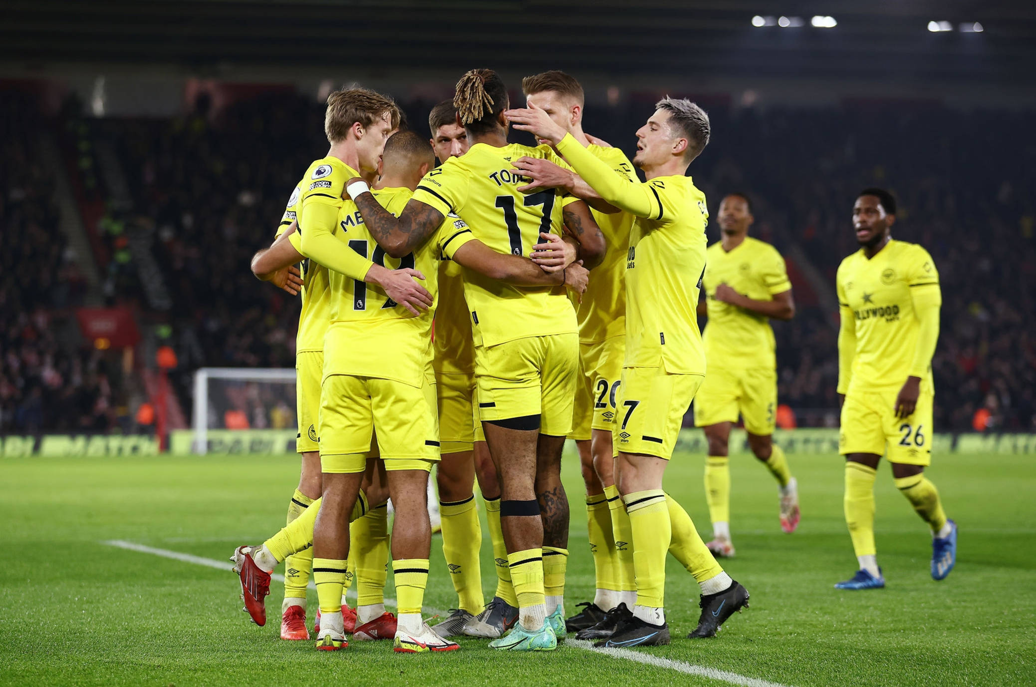 向球员们喊 向球员们喊