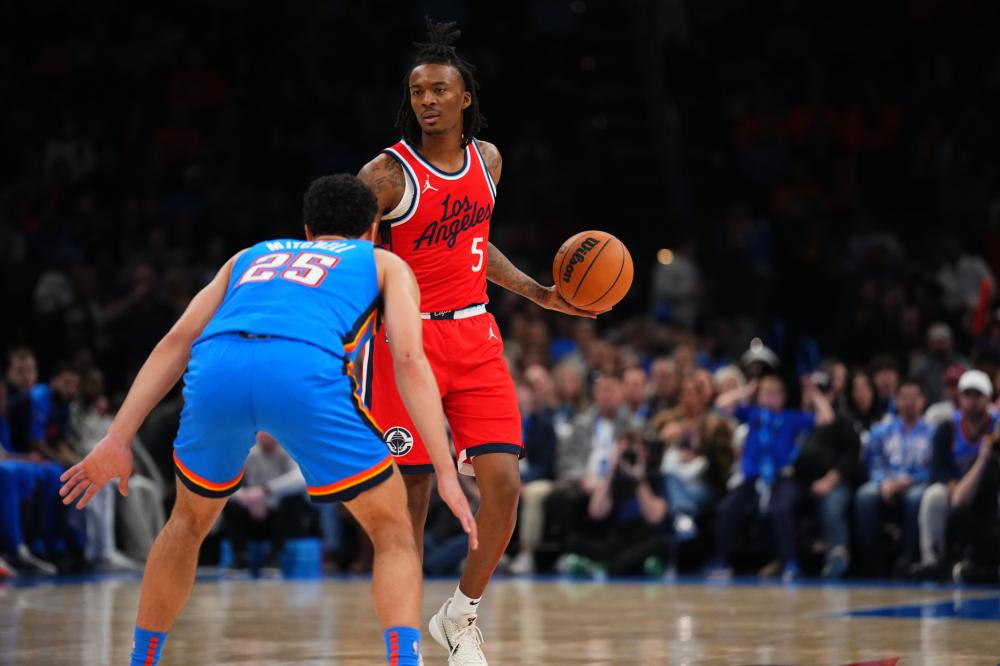 范戴克在首轮比赛中赢得了12次中的11次空中对抗